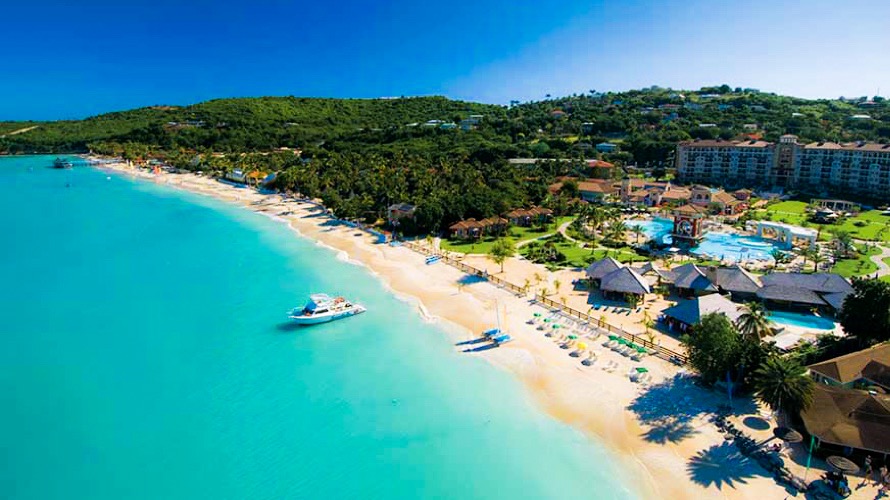 antigua-beach