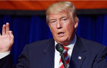 トランプ大統領：ビットコイン否定派のJPモルガンCEOは「知性に欠ける」