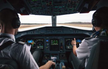 ブロックチェーンで「データ通信」の安全性確保｜航空管制業務への活用を検討：NASA