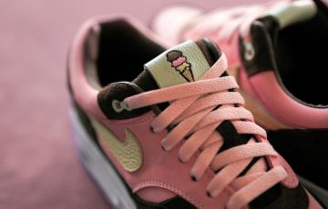 ブロックチェーンNFCチップ搭載の「限定版Nikeカスタムスニーカー」販売へ