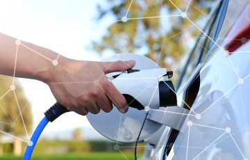 ブロックチェーン用いた「EV・PHEVのCO2排出削減量記録システム」開発：A.L.I.×ユビ電