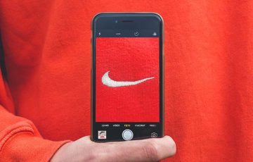 NIKE「仮想世界で使用可能なバーチャルグッズ」の商標申請｜メタバース事業参入か