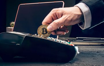 POS端末展開のClover「ビットコインのLightning決済」を試験導入｜StrikeとFiservが提携