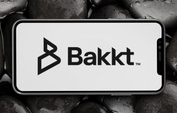 Bakkt「ADA・SOL・MATIC」を上場廃止｜仮想通貨規制の不明確さを理由に