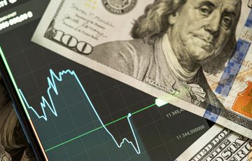 BRICSの仮想通貨発行で米ドルが暴落する？ロバート・キヨサキ氏が警告