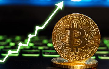 価格上昇のサイン？取引所のBTC・ETH残高が「過去数年の最低水準」まで減少