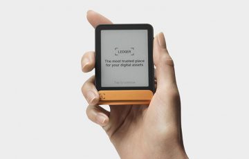 タッチスクリーン採用の新型ハードウェアウォレット「Ledger Flex」登場